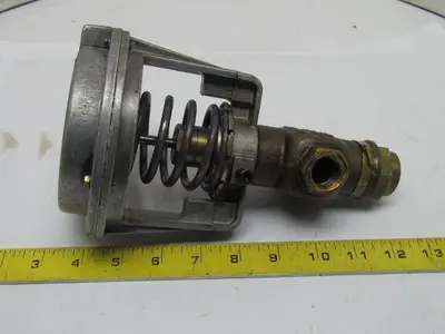 MP953C 1018 Direct Action 5" Pneumatic Actuator 1/2" 3-Way Globe Mixing Valve