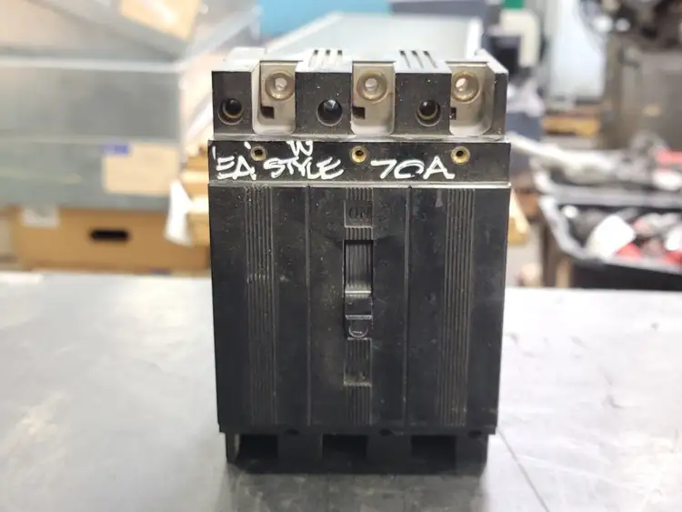 Used WESTINGHOUSE 1632943A Switchgears British Columbia CA | Lenmark #294514