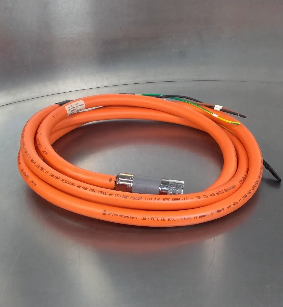 Allen Bradley 2090-CSBM1DG-14AF03/A Servo Power Cable Loc5E38