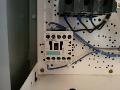 Full Voltage Non-Reversing MCC Bucket Size 1