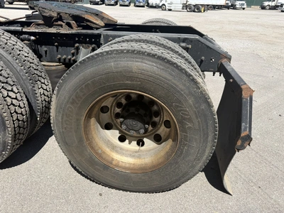 Used 2010 VOLVO VNL Conventional trucks Indiana US | Miedema Asset Management Group #1414542