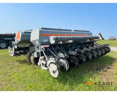 Used CRUSTBUSTER _UNKNOWN_ No-Till Drills Iowa US | Keast Enterprises #1360182