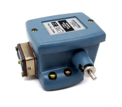 NEW FOXBORO 10091279 VERNIER VALVACTOR TYPE C 273966 35PSI