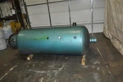 375 GALLON AIR RECIEVER TANK