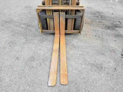 USED KOMATSU FG30HT-14