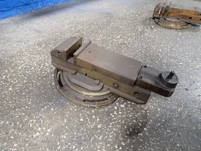 5"  5" Milling Vise W/ Base