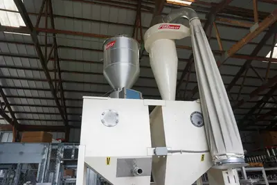 Used _UNKNOWN_ _UNKNOWN_ Hopper Blending Feeding Equipment Tennessee US | Zwirner Equipment #1173523