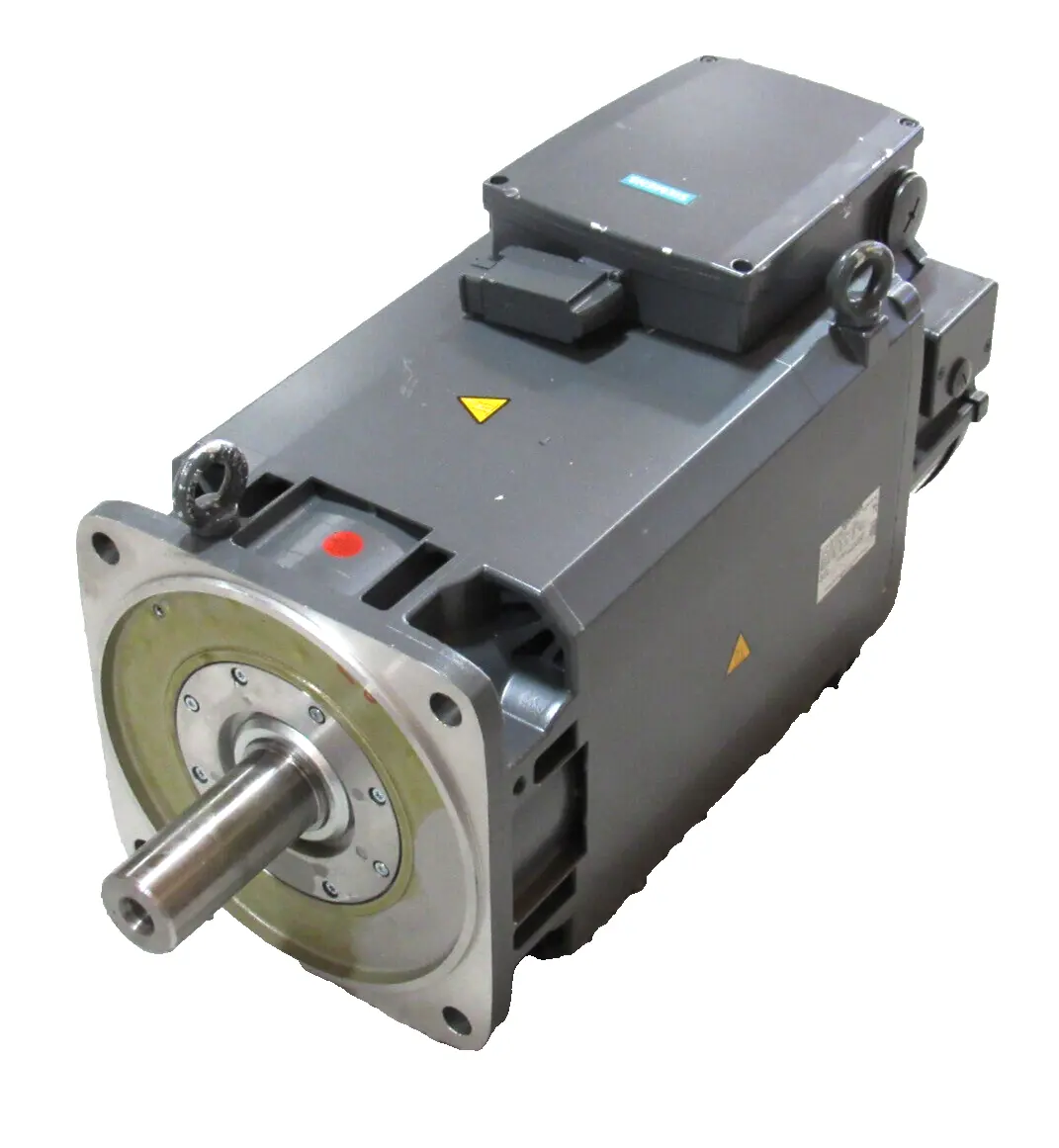 NEW SIEMENS 1PH8135-2FF02-0BA1 SYNCHRONOUS MOTOR 1PH81352FF020BA1
