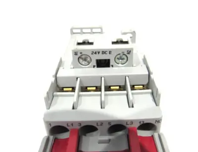 NEW ALLEN BRADLEY 100S-C16EJ14C CONTACTOR SER.B 100SC16EJ14C