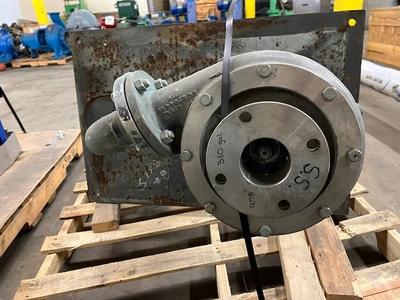 USED Gusher Pump 7550