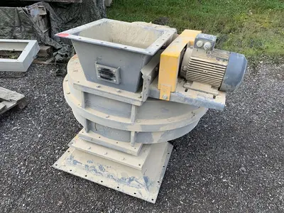 HAVER & BOECKER  6 Nozzle Bagging plant