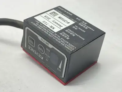 USED KEYENCE FIXED-TYPE ULTRA-COMPACT CODE READER, MIDDLE RANGE CUT CABLE