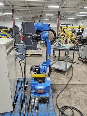 USED 2012 YASKAWA MOTOMAN MH6