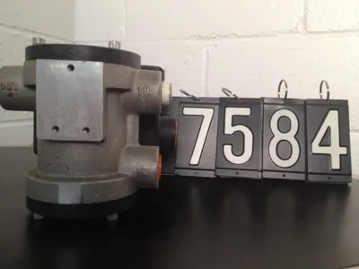 UFM Universal Flow Monitors Type 12-13 Flow Rate Indicator