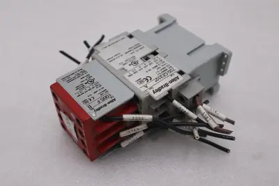 Allen-Bradley 700S-CF620DC/  700-CF310* 100S-F Safety Control Relay #K-1228A 10611320337409