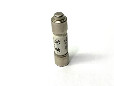 USED SIEMENS SENTRON TIME DELAY FUSE CLASS CC 600V 1A LOT OF 3