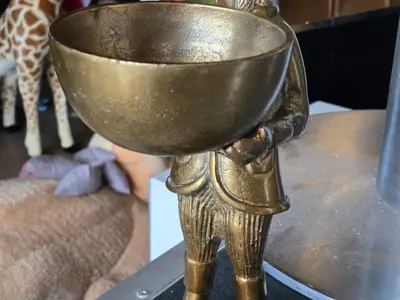 12" Eloise The Fox theme Dish Stand | Metal with Brass-Gold Finish
