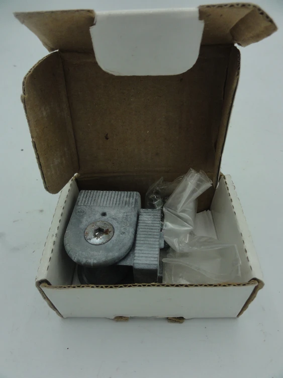 Used BOSCH 3842 502 683 Parts (Hydraulics and Pneumatics) | BG Industrial Surplus #472784
