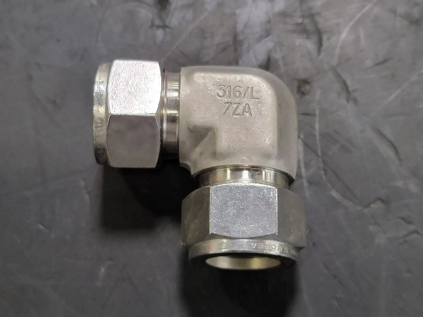USED HY-LOK 316/L