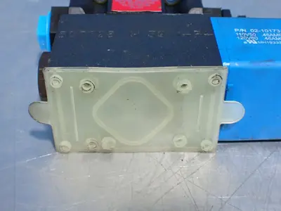 USED EATON VICKERS DG4V3S2AMFPA5WLB560