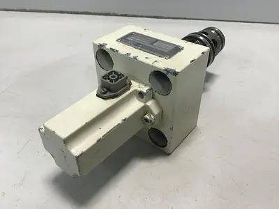 USED BOSCH 0 811 402 509