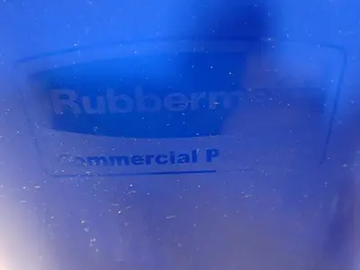USED RUBBERMAID 2955