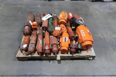 PALLET OF ASSORTED BETTIS ACTUATORS