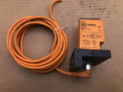 IFM Efector OM5003 Photoelectric Retro-Reflective Sensor