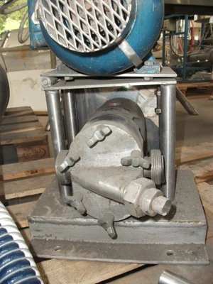 34 LPM SSP S/S Lobe Pump Type 100 ND 1.1 kW