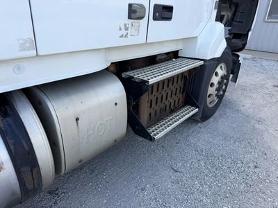Used 2015 VOLVO VNVNL Conventional trucks Indiana US | Miedema Asset Management Group #1414652