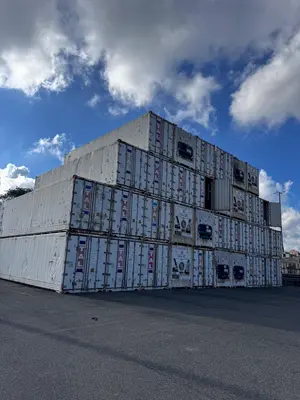 40' REFRIGERATED SHIPPING CONTAINER. STOCK # 0993225.