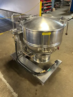 USED GROEN DEE/4T-60