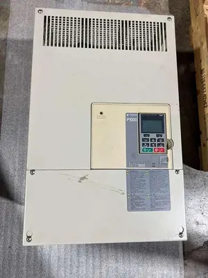 100 HP DRIVE YASKAWA CIMR-PU4A0139FAA / CIMRPU4A0139FAA (NEW UNIT) STOCK CC-01