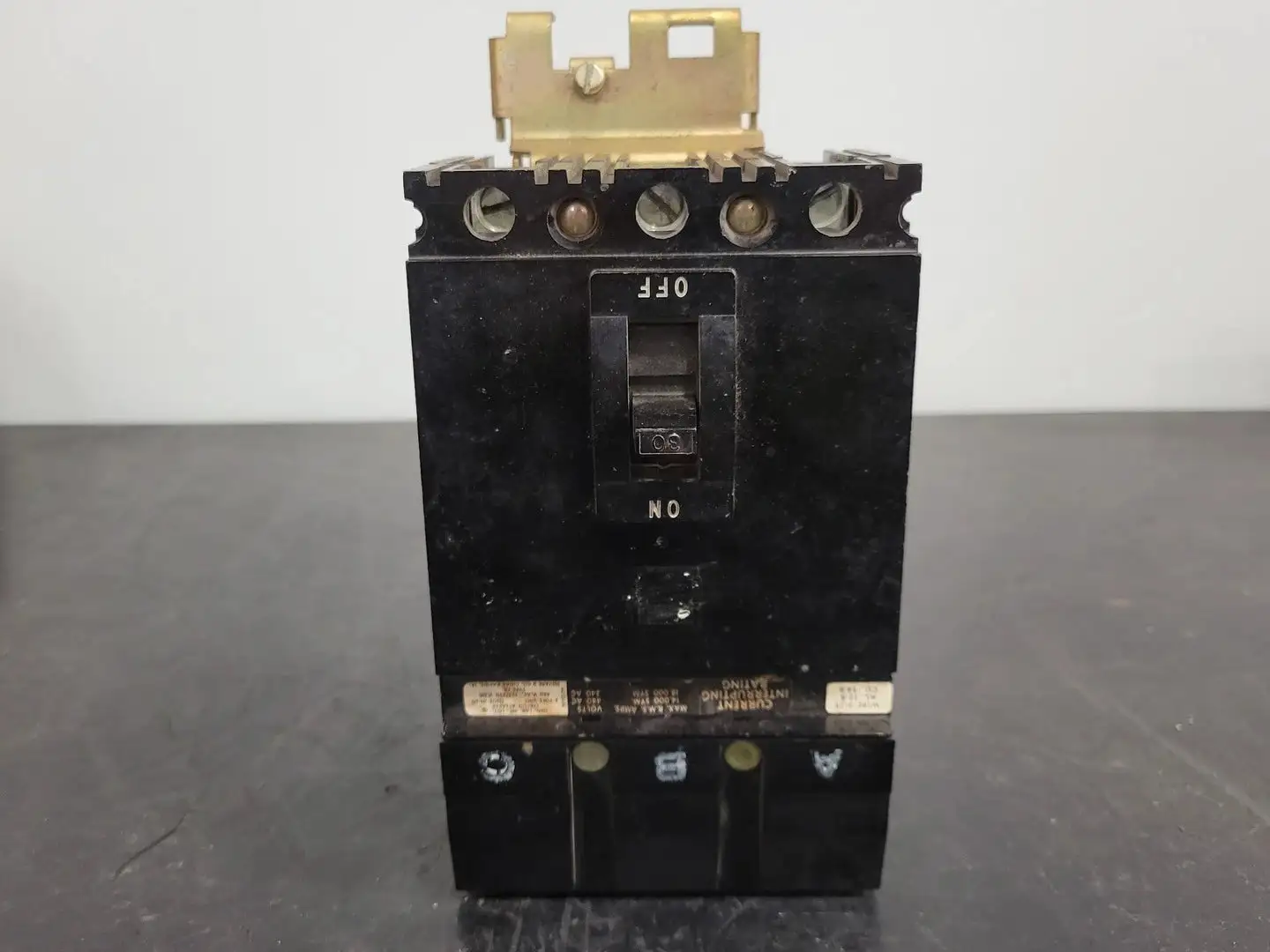 USED SQUARE D FA34030
