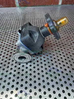 USED ITT / GRINNELL 316L STAINLESS STEEL DIAPHRAGM VALVE W/ 1" SANITARY FITTING