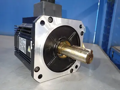 New | in-Stock OMRON R88MK90010FBS2 Servo Motors | HGR 24 #730723