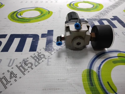 USED SMC EAR2000-FO2