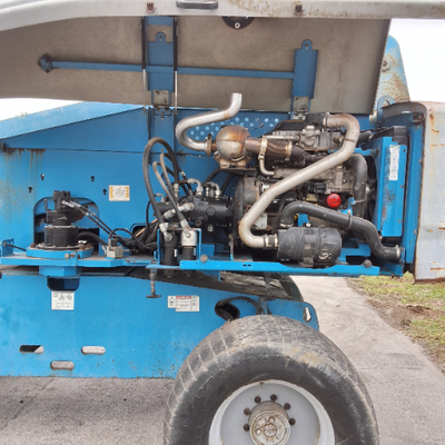USED 2014 Genie S-65