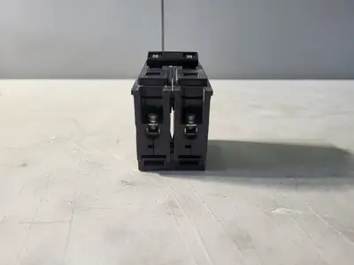NEW CUTLER-HAMMER BA230