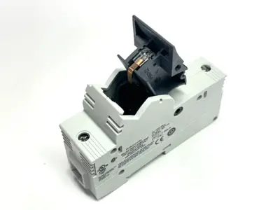 New | in-Stock Allen-Bradley Ser. B Fuse Holder 1-Pole 30A 600V BOX OF 6 Fuse Accessories Michigan US | Maverick Industrial Sales #1389288