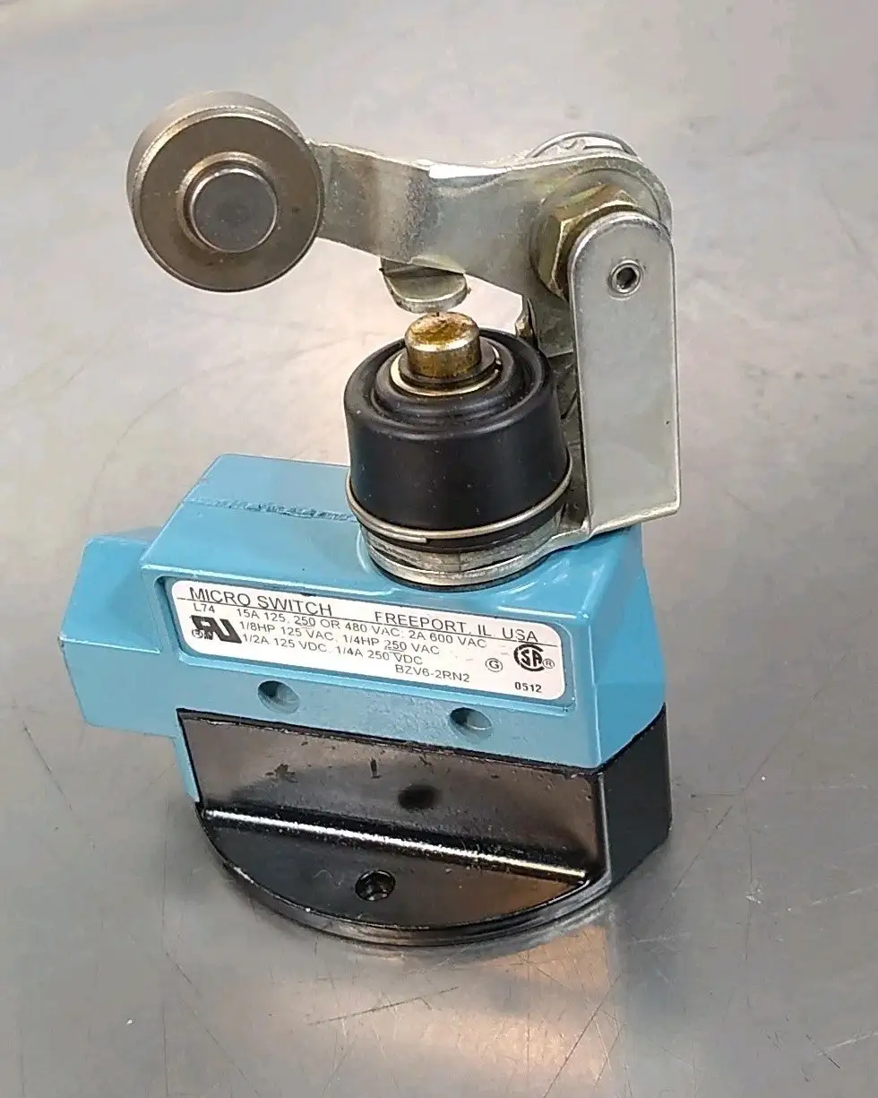 Micro Switch BZV6-2RN2 Limit Switch Top Roller Arm Loc4D4