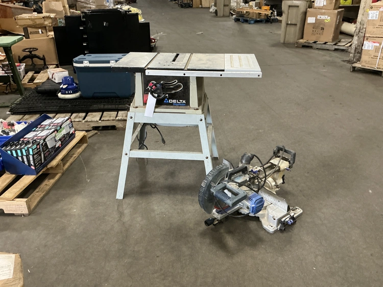 Used DELTA SHOPMASTER TS220LS Woodworking Table Saws Michigan US | Miedema Asset Management Group #1320243