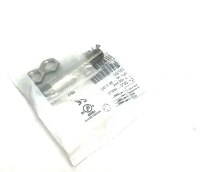 New | in-Stock Leuze Capacitive Sensor 4mm Switch Distance 50135688 Proximity Sensors Michigan US | Maverick Industrial Sales #1395062