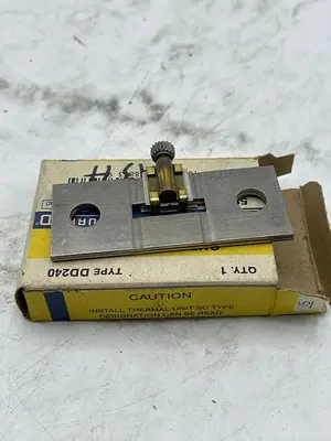 New | in-Stock SQUARE D SQUARE D DD240 Misc Electrical & Power Parts | ND Industrial Surplus #1215630