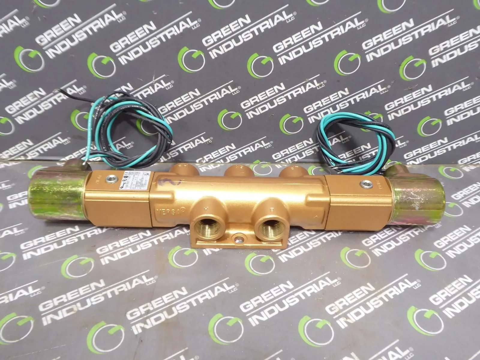 Versa Valves VGG-5522-11-A120 Solenoid Valve for Non-Hazardous Locations New NIB