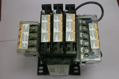 USED Square D 9070TF150D19 Industrial Control Transformer TF150D