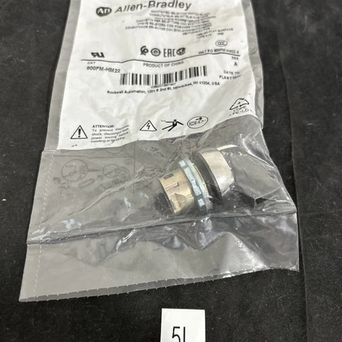 NEW Allen-Bradley 800FM-HM22