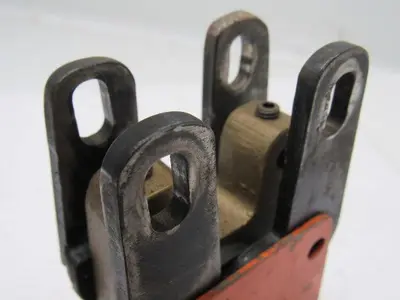 Brass Pick & Place Robotic Gripper 4-13/16" OAL 5/8" T-Slot
