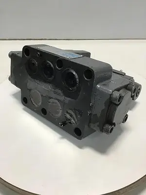 USED VICKERS DG4V-3S-6C-M-U-HL7-60-EN490-B13