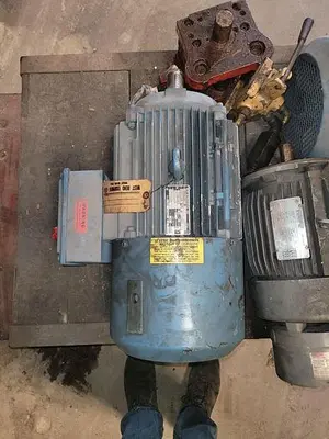 USED SEW-EURODRIVE DV132M4BMHR